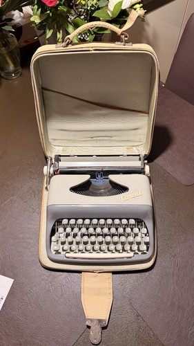 Reiseschreibmaschine consul - reiseschreibmaschine,